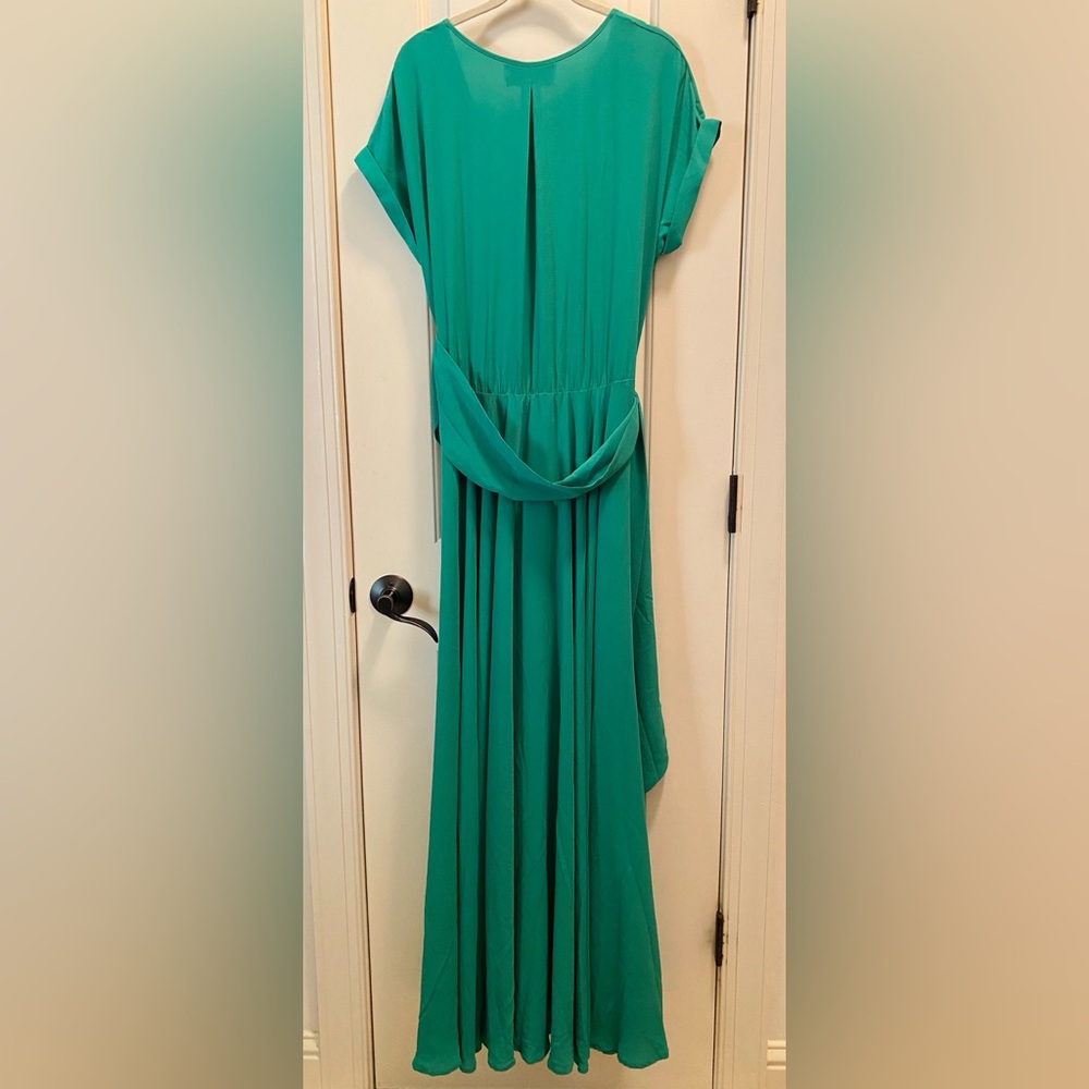 Meghan Los Angeles Jasmine Green Maxi dress short sleeve. NWT size L - Picture 4 of 4